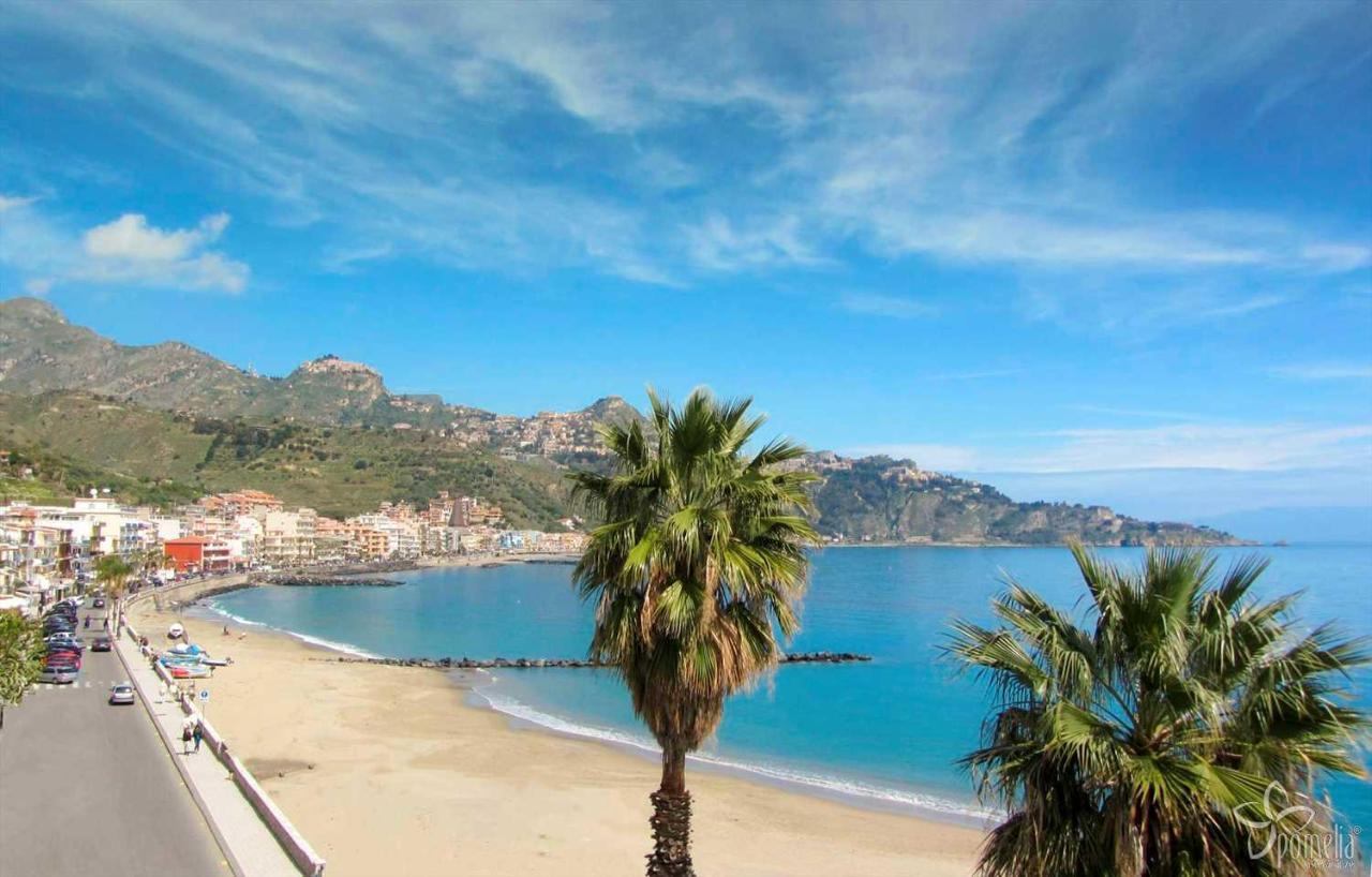 Casa Vacanze Thea Giardini Naxos Eksteriør bilde